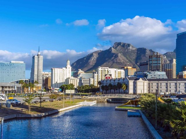 https://gabydieltravel.com/wp-content/uploads/2018/08/post_capetown_02-640x480.jpg
