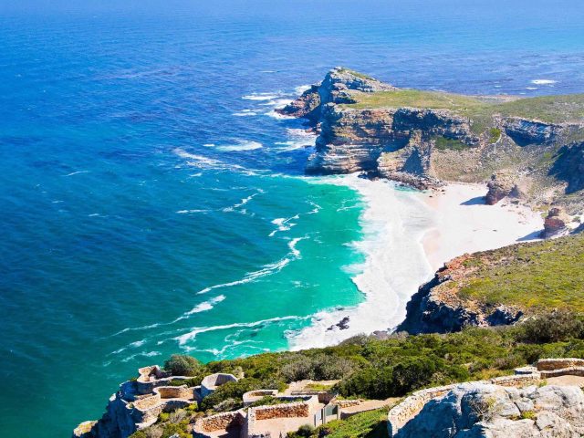 https://gabydieltravel.com/wp-content/uploads/2018/08/post_capetown_03-640x480.jpg